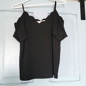 Monteau Los Angeles black short-sleeve cold shoulder blouse